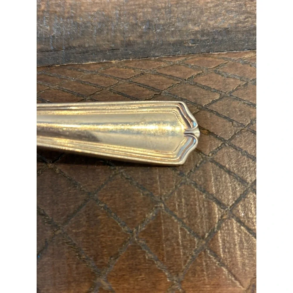 International Silverplate Co. XII 8 Salad Forks & 1 Dinner‎ Fork FLATWARE